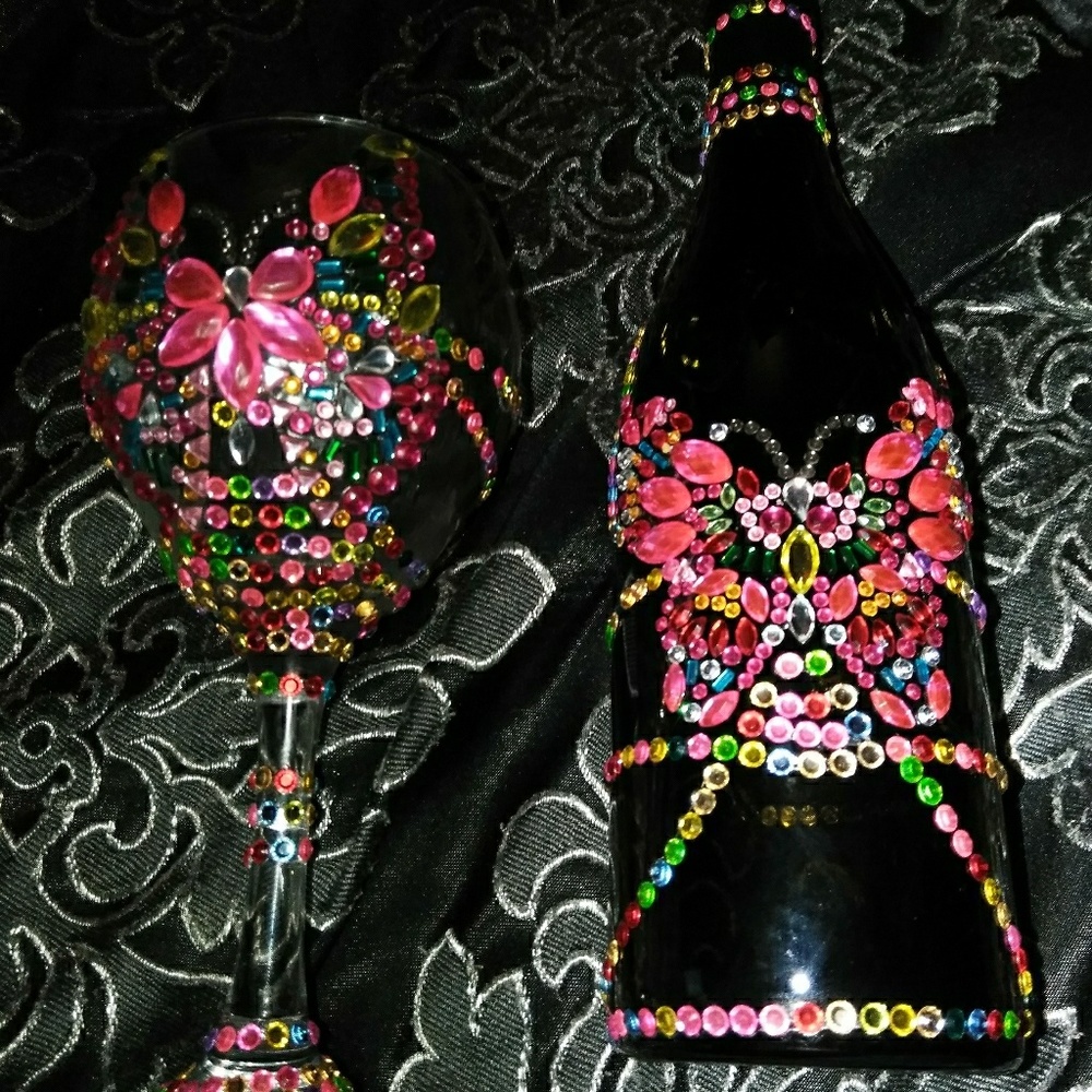 Glass and bottle set